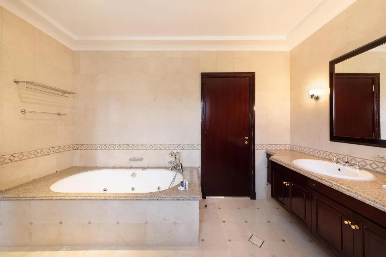 Maison Privee - 5 Stars Villa With Private Pool Or Beach On Palm Jumeirah Dubai